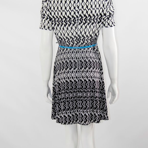 Casual Dress Womens Black White Striped Fit and Flare New - Picture 4 of 4